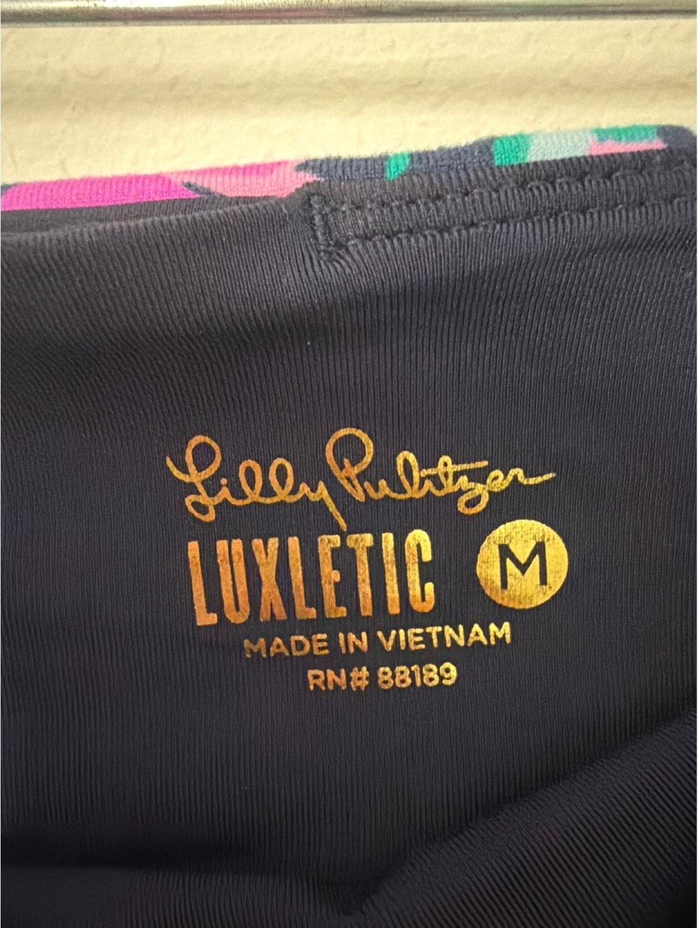 Lilly Pulitzer Luxletic Floral Patterned Cropped Leggings Medium - Picture 2 of 2